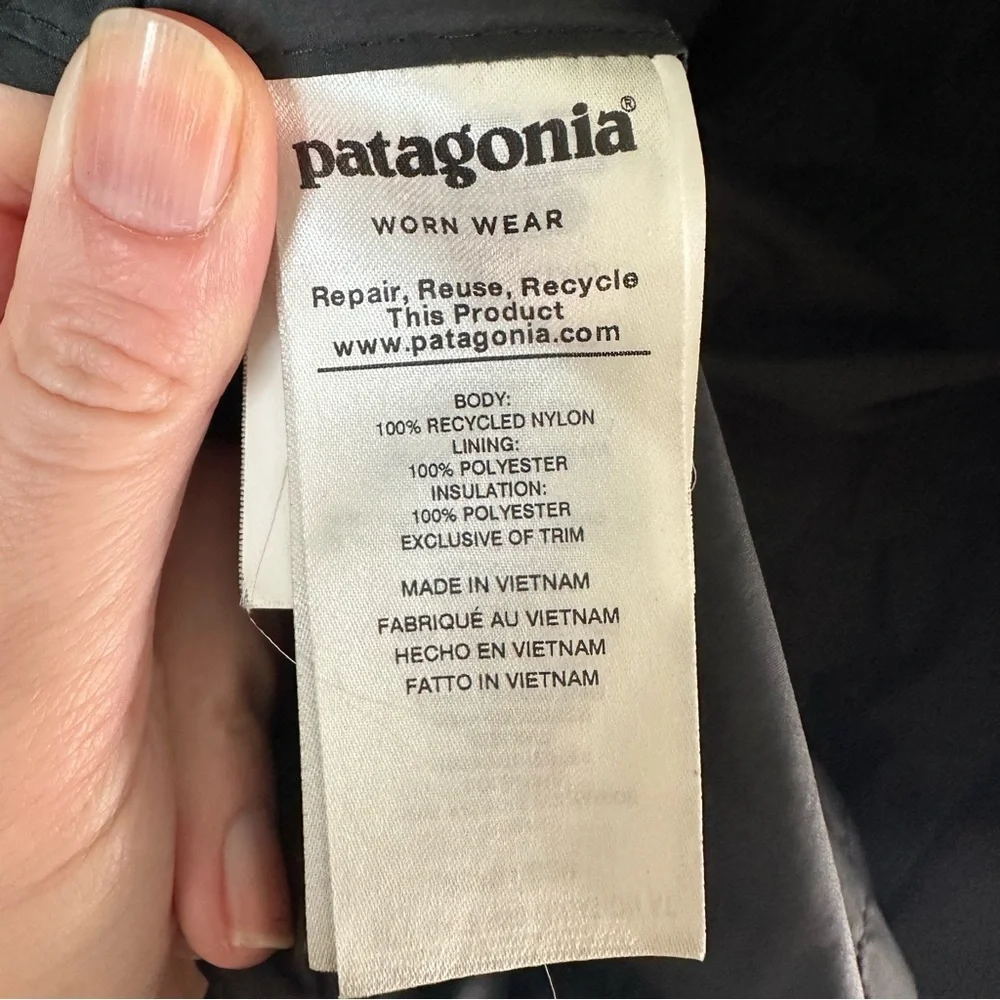 PATAGONIA Womens Radalie Black Puffer Parka SZ XS - Picture 8 of 9